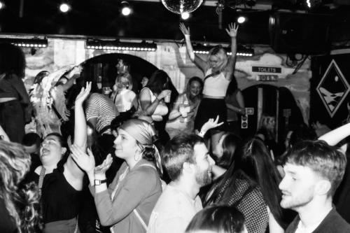 2 (1) (1) (1) (1) (1) (1)