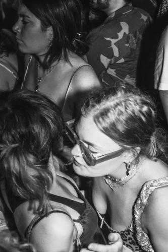 8 (1) (1) (1) (1) (1)