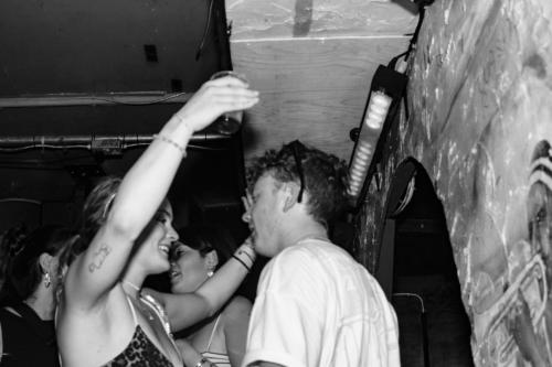 9 (1) (1) (1) (1) (1) (1) (1)